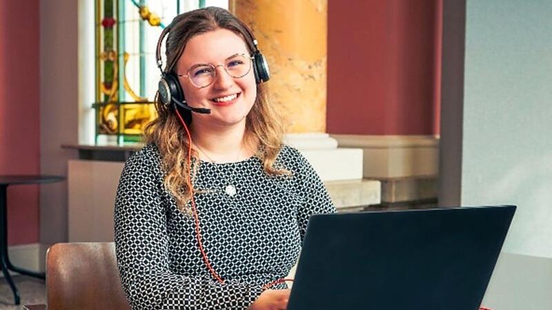 Im Staatsbad Bad Kissingen berät Gesundheitslotsin Julia Schmitt sogar online.
