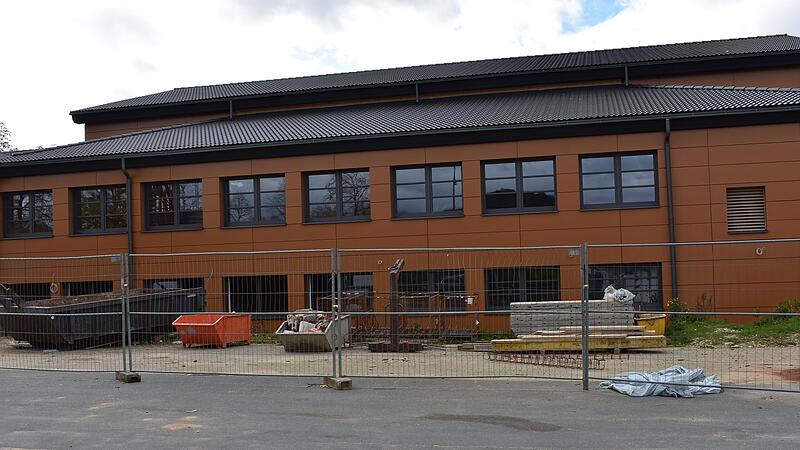 Die Lindelberghalle in Igensdorf wird f&uuml;r rund 5,8 Millionen Euro saniert.Forchheim & Fr&auml;nkische Schweiz