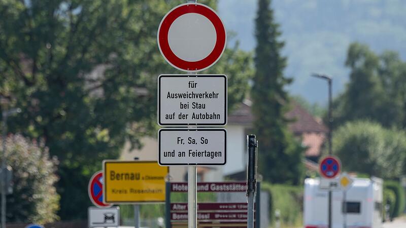 Durchfahrtsverbote für Ausweichverkehr bei Stau Durchfahrtsverbote für Ausweichverkehr bei Stau