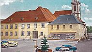 Das Postamt (Haus hellgelb in der Mitte) war das Ziel zweier Postr&auml;uber aus N&uuml;rnberg (Foto um 1974). Repros: Siegfried Sesselmann
