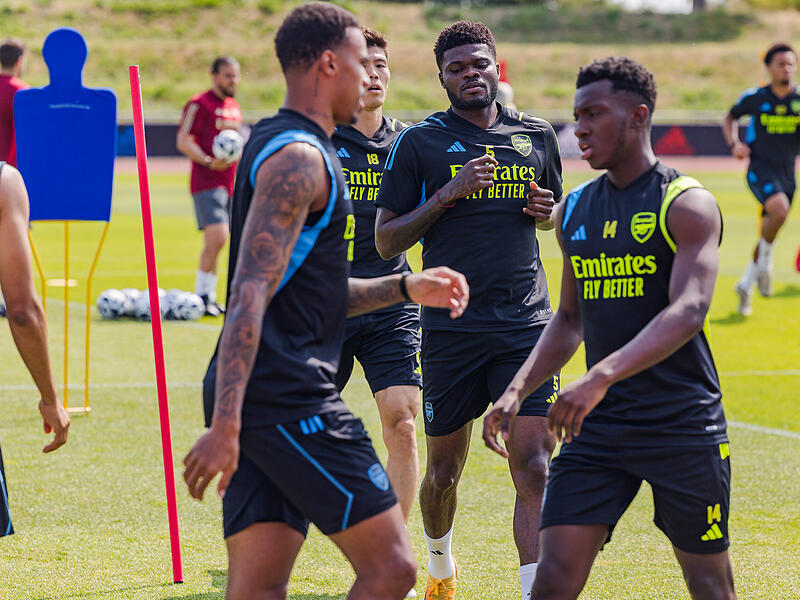Arsenal_London_Training_Adidas_HZAArsenal London bereitet sich in Herzogenaurach auf Test gegen 1. FC N&uuml;rnberg vor 2023