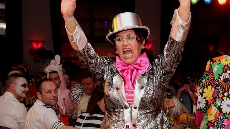 Büttensitzung Fasching Zirkus in Rentweinsdorf