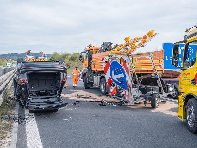 Zu einem schweren Unfall kam es am Mittwoch auf der A73 zwischen den Anschlussstellen Untersiemau und Lichtenfels-Nord.