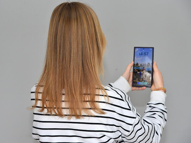 Suchtgefahr am Smartphone: Aber ist ein Social-Media-Bann f&uuml;r junge Menschen die richtige L&ouml;sung?