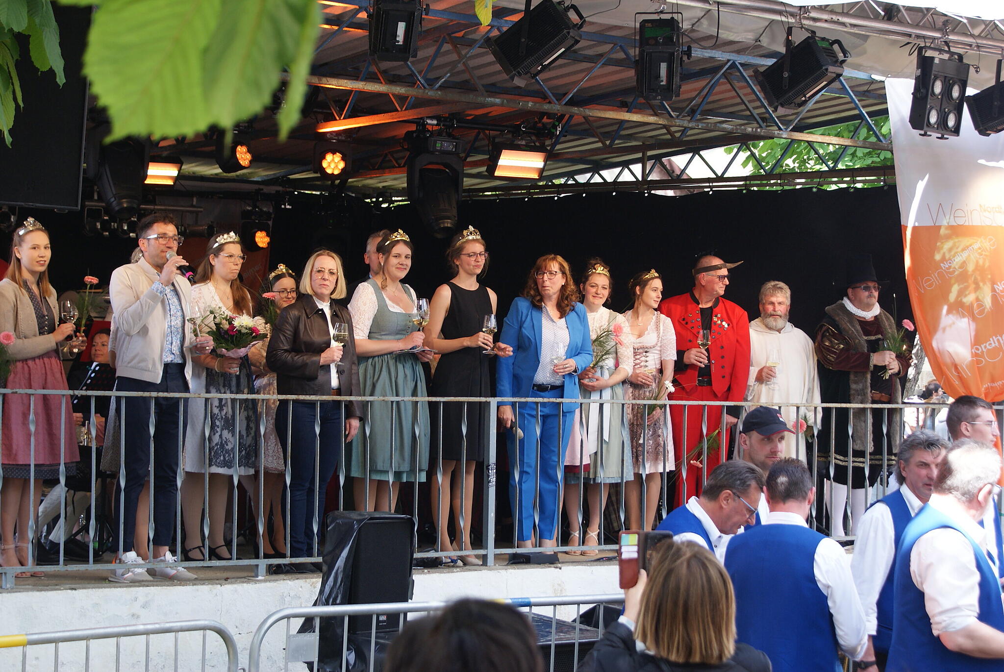 Jubiläum in Nordheim: Weinprinzessin Antonia Kraiss eröffnete das 60 ...