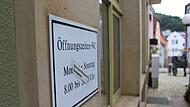 Am Rathaus ist die &ouml;ffentliche Toilette nur zu den &Ouml;ffnungszeiten der Stadtverwaltung ge&ouml;ffnet. Das soll zuk&uuml;nftig ge&auml;ndert werden.
