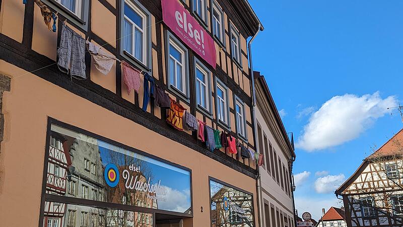 Premiere in else!s Waschsalon: Die Ausstellung in der Veit-Stoß-Straße ist besonders.