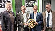 Unterstützen bringt Freude: Das ist Steffen Krambo, Edgar Kast, Florian Arand und Präsident Nico Sauer anzusehen. Unterstützen bringt Freude: Das ist Steffen Krambo, Edgar Kast, Florian Arand und Präsident Nico Sauer anzusehen.
