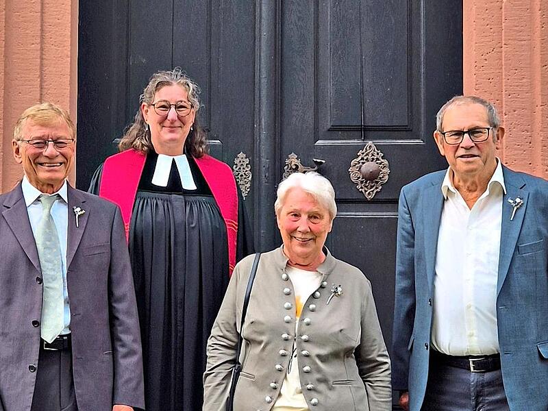 Jubilare und Jubilarinnen der Diamantenen Konfirmation: Wolfgang Meister, Annemarie Baum und Helmut Friedrich.