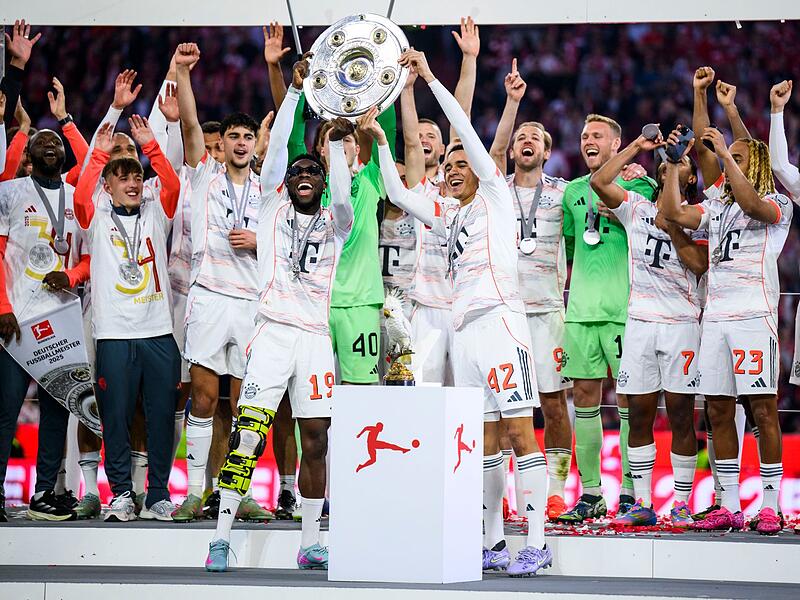 Der FC Bayern feiert die deutsche Meisterschaft