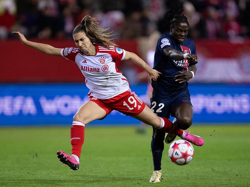 Katharina Naschenweng (l)