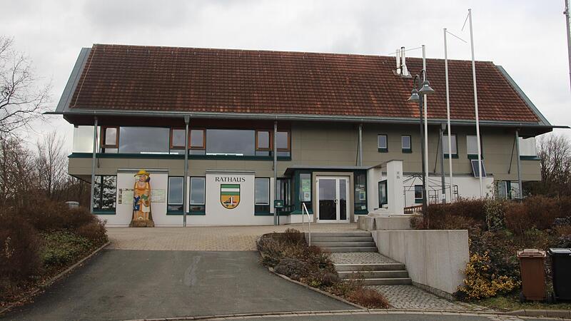 Im Rathaus in Vestenbergsgreuth ging es um die Kinder. Im Rathaus in Vestenbergsgreuth ging es um die Kinder.