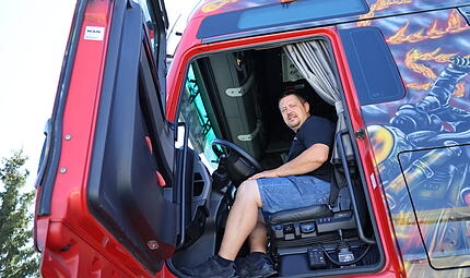 Oliver Hebeis ist Gesch&auml;ftsf&uuml;hrer des Strullendorfer Transportunternehmens Hebeis.