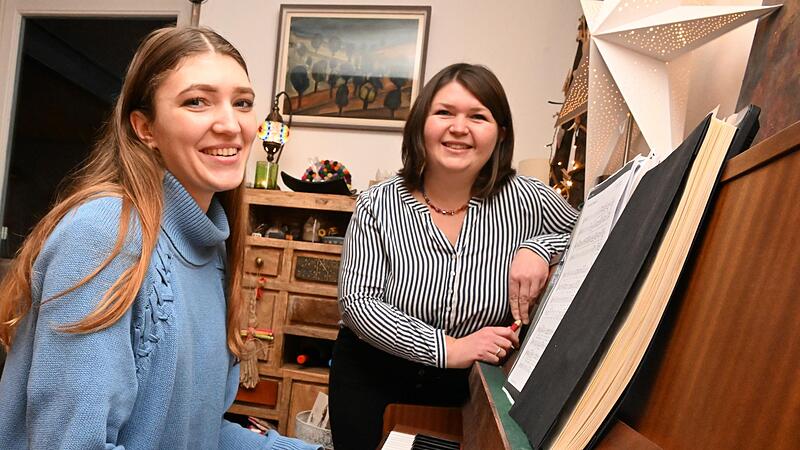 Ihre Liebe zur Musik verbindet die Ukrainerin Diana Rykus (links) und Natalia Mattas-Weiche, die aus Russland stammt. Sie sind durch das Singen in der Kulmbacher Kantorei Freundinnen geworden.