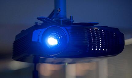 Beamer gibt es heute in allen Preisklassen.