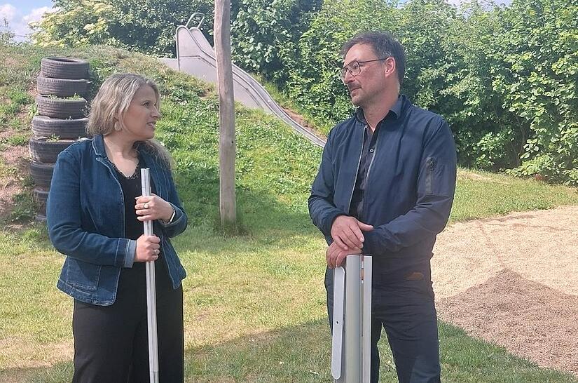 Marco Denk, Leiter SHBS-Au&szlig;enstelle H&ouml;chstadt, und Stephanie Noe, Fachbetreuung und Praxis, planen schon den Start des neuen Modells.