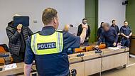Prozessbeginn gegen &bdquo;Kaiserreichsgruppe&ldquo;