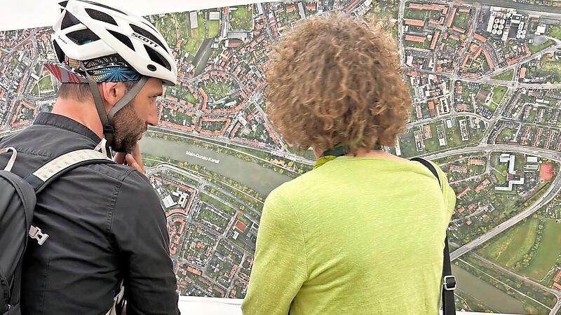 Die B&uuml;rger konnten sich ausf&uuml;hrlich informieren.