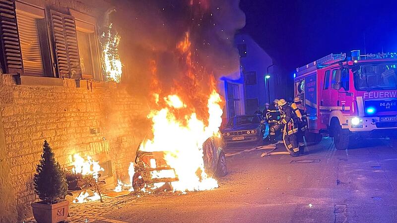 In der Nacht auf den 4. Februar 2022 stand das Auto des Kitzinger Stadtrats Uwe Hartmann in Flammen.