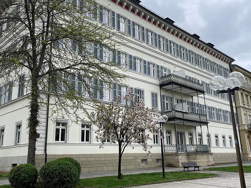 Das Haus Hemmerich. Hier entstehen 38 neue Hotelzimmer für den Kaiserhof Victoria. Das Haus Hemmerich. Hier entstehen 38 neue Hotelzimmer für den Kaiserhof Victoria.