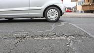 Schlagloch in der Merianstraße im Stadtteil Burk.Forchheim & Fränkische Schweiz