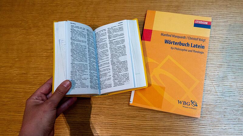 Unterricht von alten Sprachen an der Schule Unterricht von alten Sprachen an der Schule