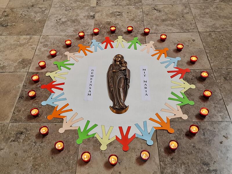 Gemeinsam mit Maria - das war das Motto am Maria Ehrenberg für 2024. Gemeinsam mit Maria - das war das Motto am Maria Ehrenberg für 2024.