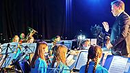 Das Juniororchester der Stadtkapelle Bamberg unter der Leitung von Sebastian Hensiek.