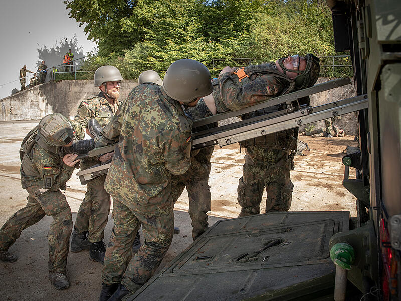 2025-07-16_InfoDVAG_StationenZivile F&uuml;hrungskr&auml;fte bei der Bundeswehr in Hammelburg