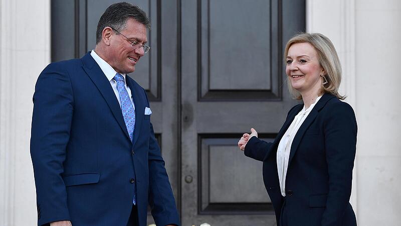 Nach dem ersten Treffen zwischen dem EU-Brexit-Beauftragten Maros Sefcovic und der neu f&uuml;r das Thema zust&auml;ndigen, britischen Au&szlig;enministerin Liz Truss deutet einiges darauf hin, dass sich die beiden Partner im Einigungs-Modus befinden.