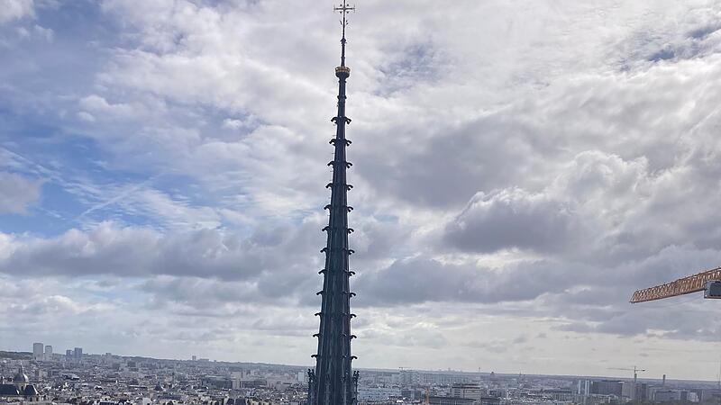 Wiedereröffnung der Türme der Pariser Notre-Dame