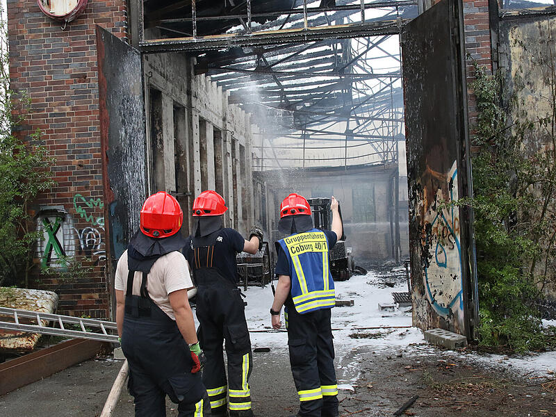 Brand Lokschuppen Coburg: hoher Schaden - Ursache unklar Brand Lokschuppen Coburg: hoher Schaden - Ursache unklar