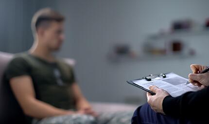 Eine Therapie hilft bei verschiedenen Diagnosen._ Eine Therapie hilft bei verschiedenen Diagnosen._