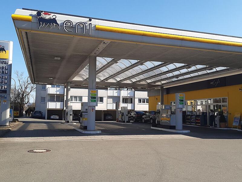 Am fr&uuml;hen Donnerstagnachmittag &uuml;berschritten nahezu alle Kraftstoffsorten die Marke von zwei Euro pro Liter.