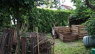 Eine gut funktionierende Kompostwirtschaft bringt Nährstoffe und Mikroorganismen in den Naturgarten.