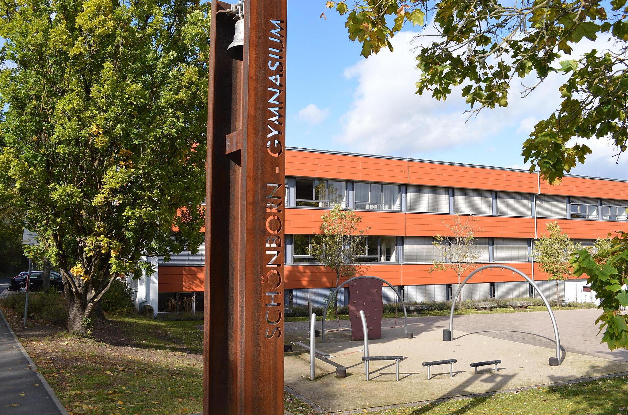 Johann Philipp Von Schönborn Gymnasium Das Gymnasium in Münnerstadt will Schülern einen