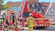 Löschangriff und Menschenrettung liefen parallel bei der großen Schauübung in Kronach.Veronika Schadeck Löschangriff und Menschenrettung liefen parallel bei der großen Schauübung in Kronach.Veronika Schadeck