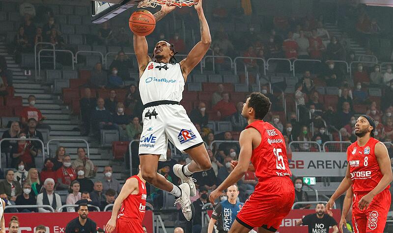 Brose Bamberg - Niners Chemnitz