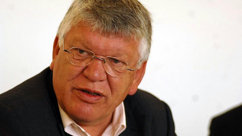 Der ehemalige Bundestagsabgeordnete Frank Hofmann (SPD) aus Volkach ist 75 Jahre alt geworden.