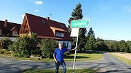 Reinhard Heisinger versteht die Welt nicht mehr, denn seiner Meinung nach hätte man mit wenig Aufwand die Probleme mit der „unechten Einbahnstraße“ lösen können.