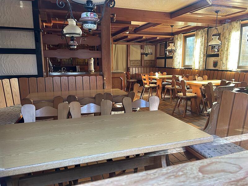 Ehemalige Gastwirtschaft Fischer in Großheirath In der ehemaligen Gastwirtschaft Fischer in Großheirath sollen künftig einmal im Monat Wirtshausabende stattfinden.