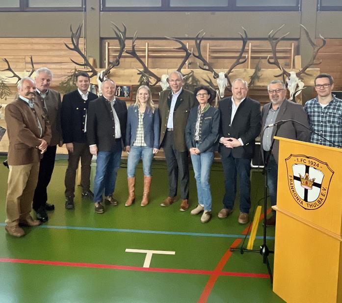 Von links: Gunter Hahner ( Vorstand RHG ), Christof Kühnlein ( Vorstand RHG ), Staatssekretär Sandro Kirchner, Landrat Thomas Bold, Ramona Fehringer ( Referentin Bayerischer Jagdverband e. V. ), Harm Humburg ( Vorstand RHG ), Birgit Kompe (Vorstan...