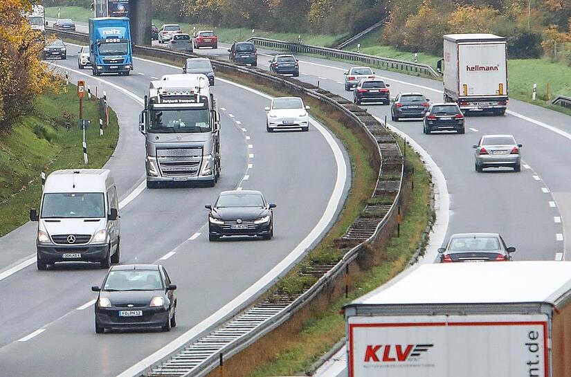 Forchheim ist die einzige Kommune im Landkreis, in die mehr ein- als auspendeln. Warum das so ist und wieso die Arbeitsbev&ouml;lkerung trotz Homeoffice nicht weniger mobil ist.Forchheim & Fr&auml;nkische Schweiz