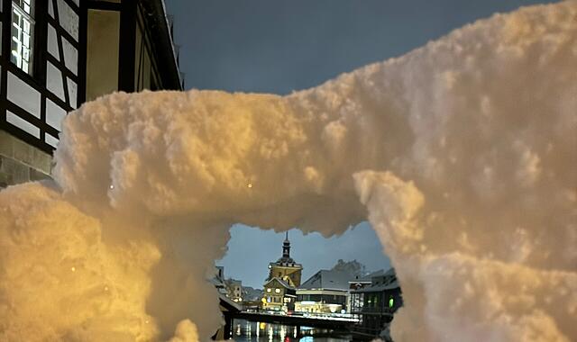 Schnee Ein schöner Schnee-Schnappschuss aus Bamberg