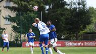 Ousman Kinteh (r.) erzielte das fr&uuml;he 1:0 f&uuml;r Heroldsbach im Derby gegen Wimmelbach.Forchheim & Fr&auml;nkische Schweiz