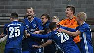 Nach dem wichtigsten Treffer in der Vorrunde war der Jubel beim   TSV Mönchröden groß. In der Schlussphase wurde der schärfste Widersacher, nämlich der TSV Burgebrach, mit 3:2 besiegt.