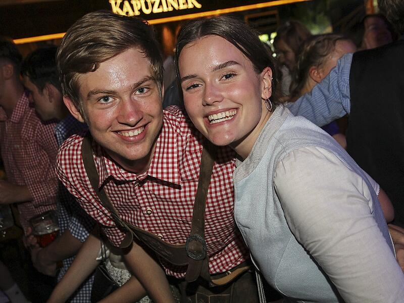 Gute Stimmung beim ersten Bierfestsonntag