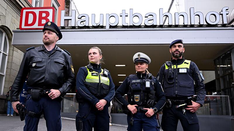 „Quattro-Streife“ am Hauptbahnhof „Quattro-Streife“ am Hauptbahnhof