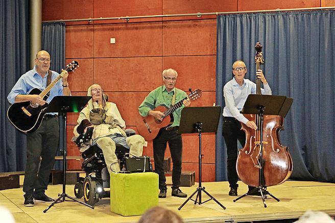 &bdquo;Die Botaniker&ldquo; auf dem Benefizkonzert.