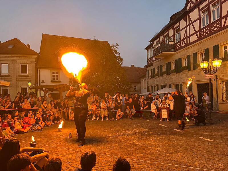 Die sch&ouml;nsten Momente des Historischen Stadtspektakels wurden im Bild festgehaltenSo toll wurde in Kronach das Stadtspektakel 2025 gefeiert
